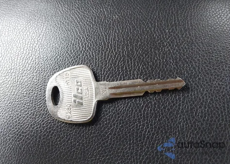 2013 Hyundai Elantra Gls z USA, uszkodzony, nr VIN KMHDH4AE0DU718931